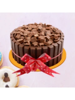 Full Chocolate Kit Kat Cake